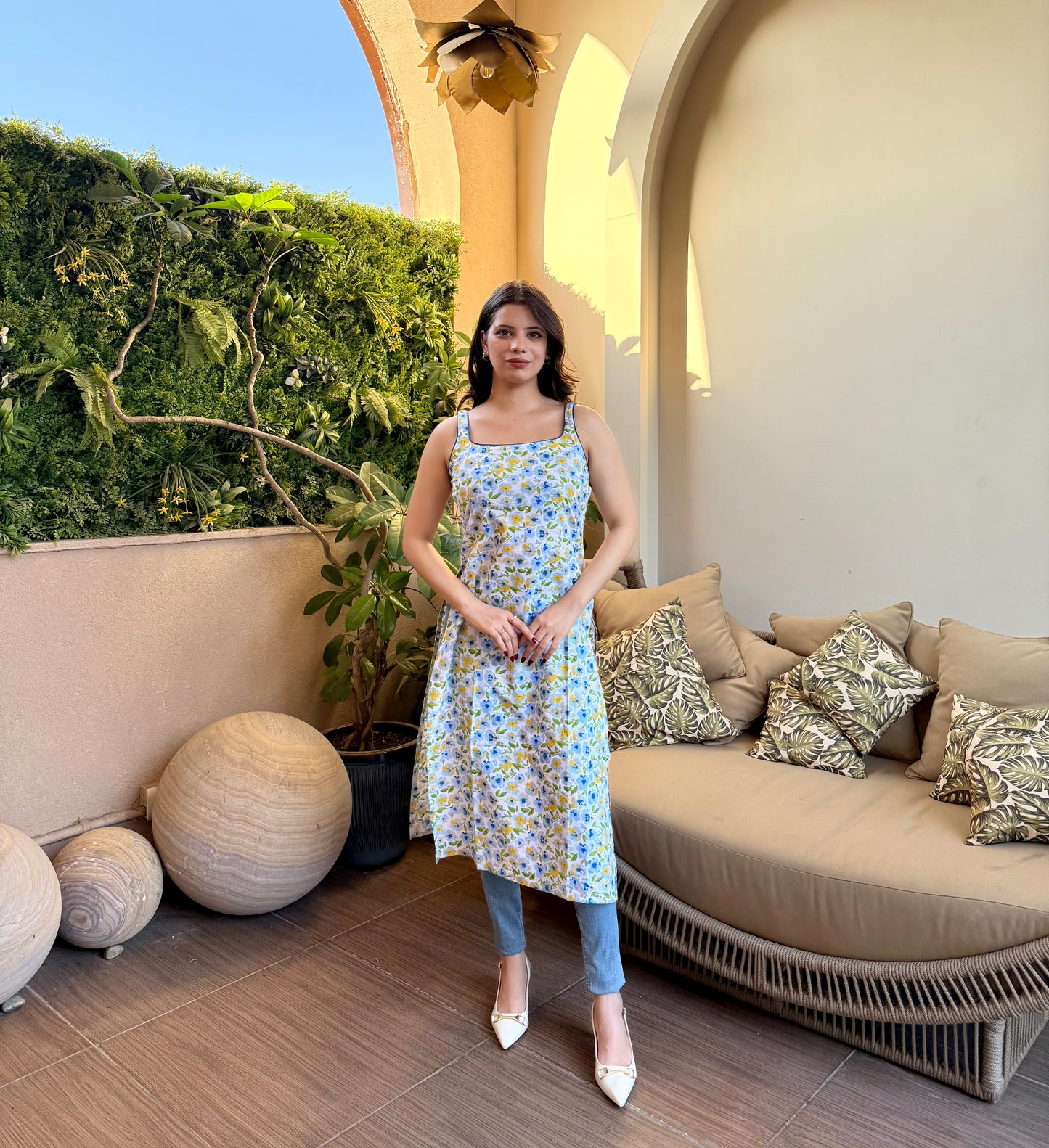 Becky sleeveless kurta