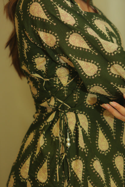 Forest Green Paisley Print Tie-Up Cotton Top for Women
