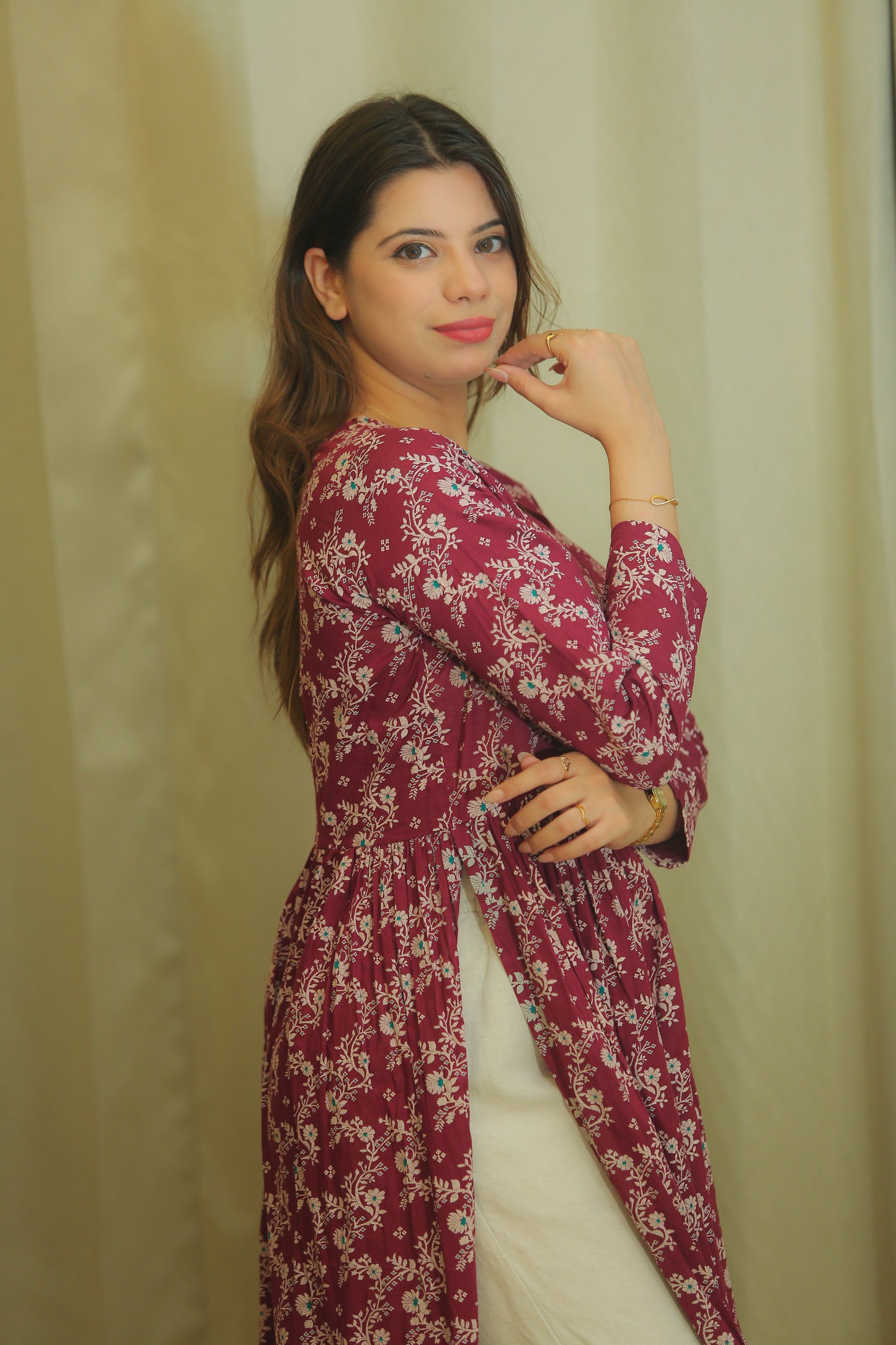 Wine Floral Print Anarkali Kurta for Women – Sweetheart Neck & Full Sleeves