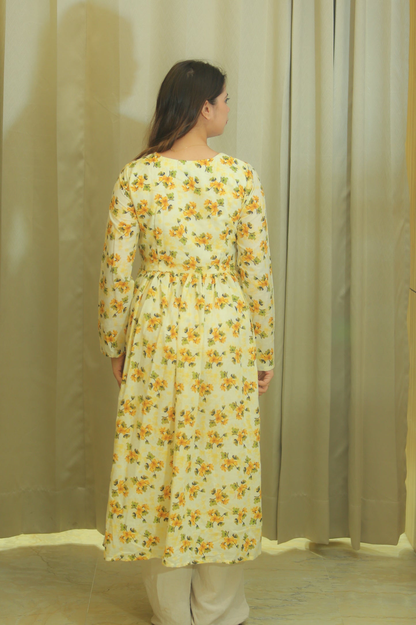 Butter Yellow Floral Print Anarkali Kurta for Women – Sweetheart Neck & Full Sleeves
