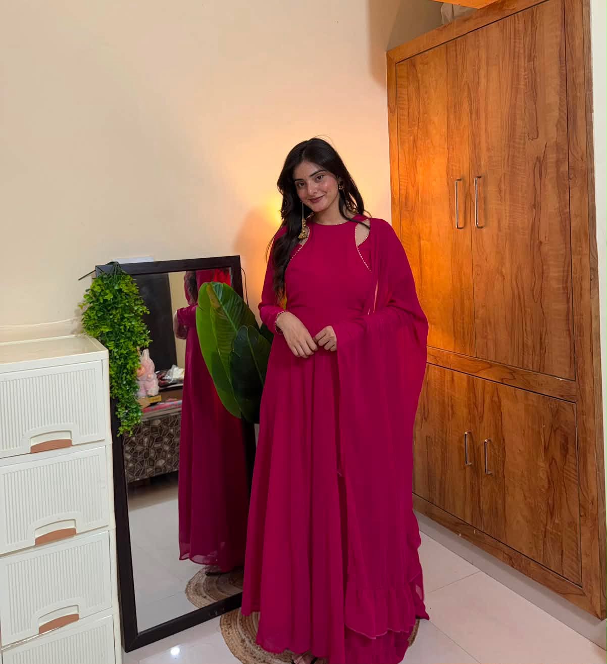 Magenta Georgette Saree with Designer Blouse & Ruffle Border